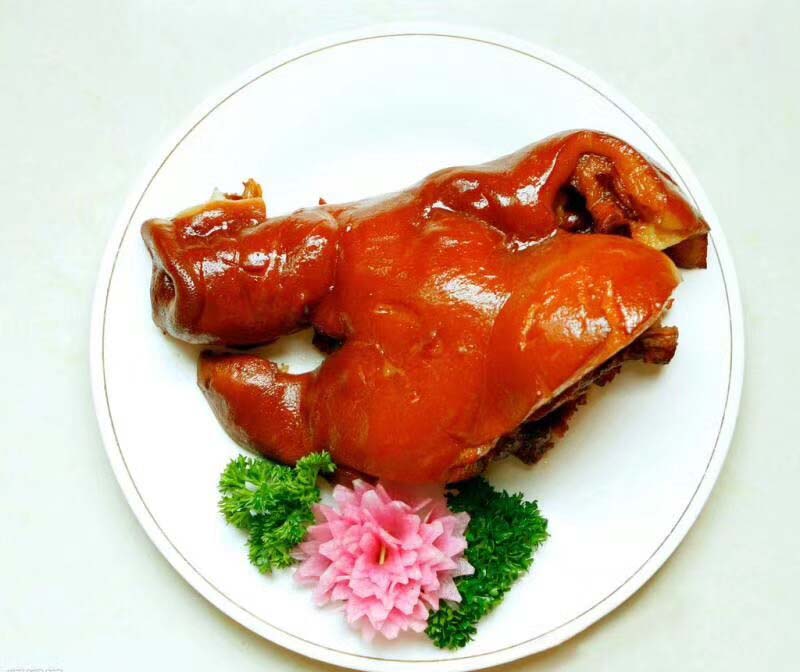 大耳黑猪头